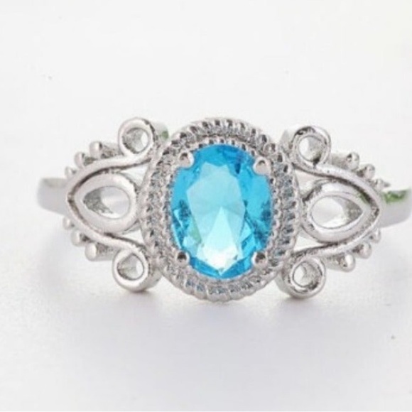 New Aquamarine Gems Silver Ring 
Main Stone :Aquamarine
Ring Size 7 - Picture 1 of 6